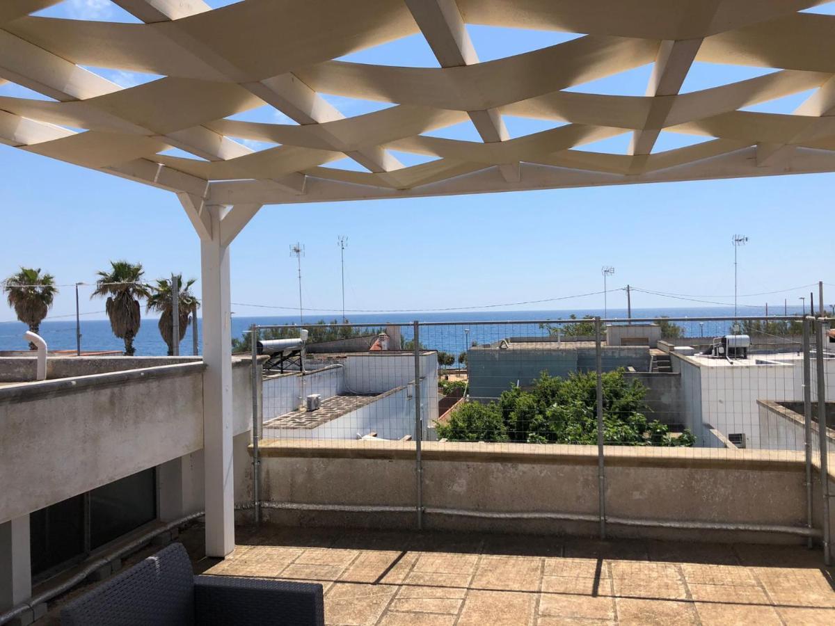 Villetta Frontemare Alliste Exterior foto